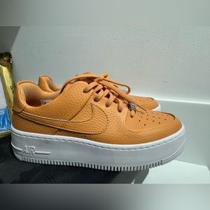 Af1 sage low Nikes , worn once. Pretty orange platform sneakers size 6